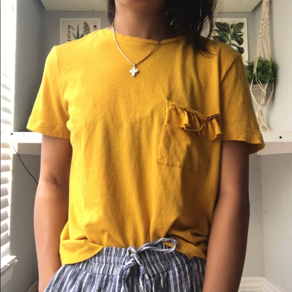 mustard yellow pocket tee